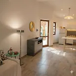 Villa Salida *